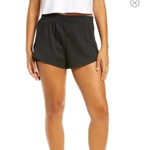 Girlfriend Collective athletic running shorts lined all black size M